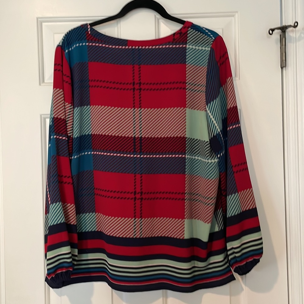 COPY - Like new condition Chaus size 14 silky smooth, stretch fabric top and bo… - Picture 9 of 10